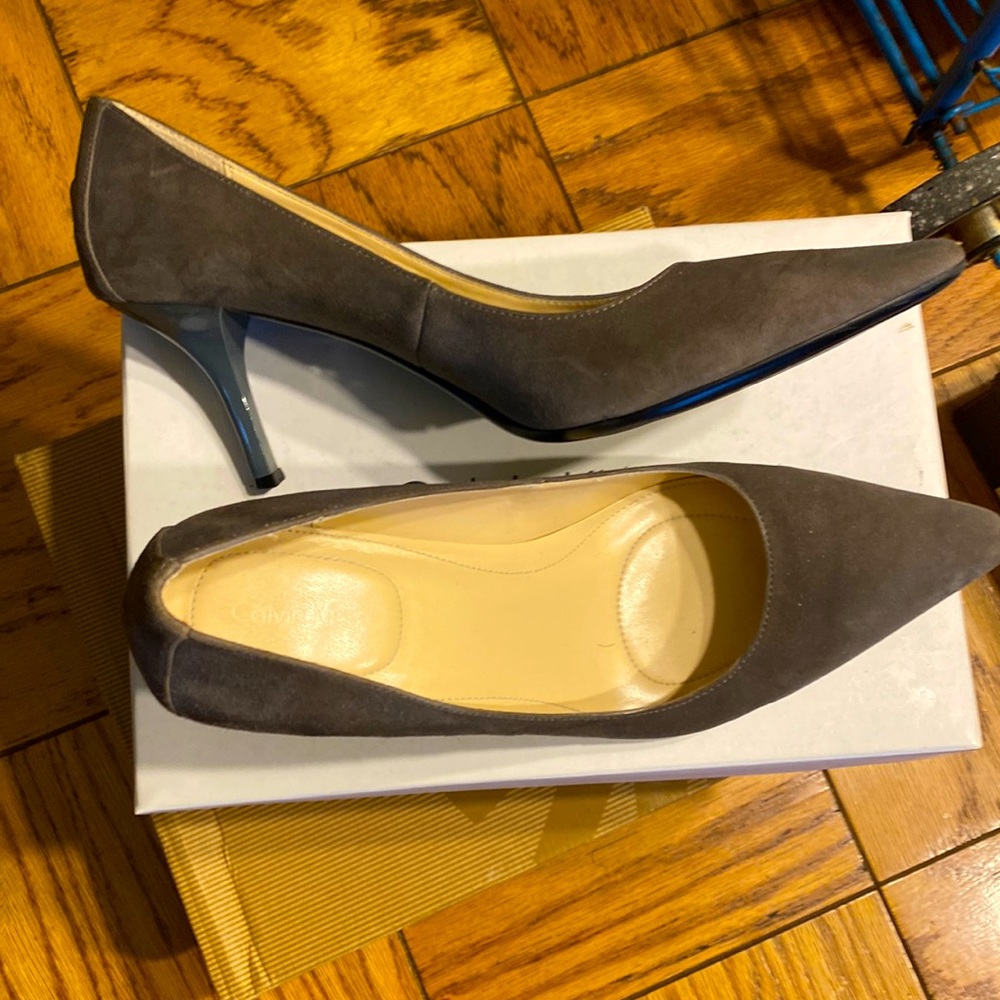 Nine West pumps